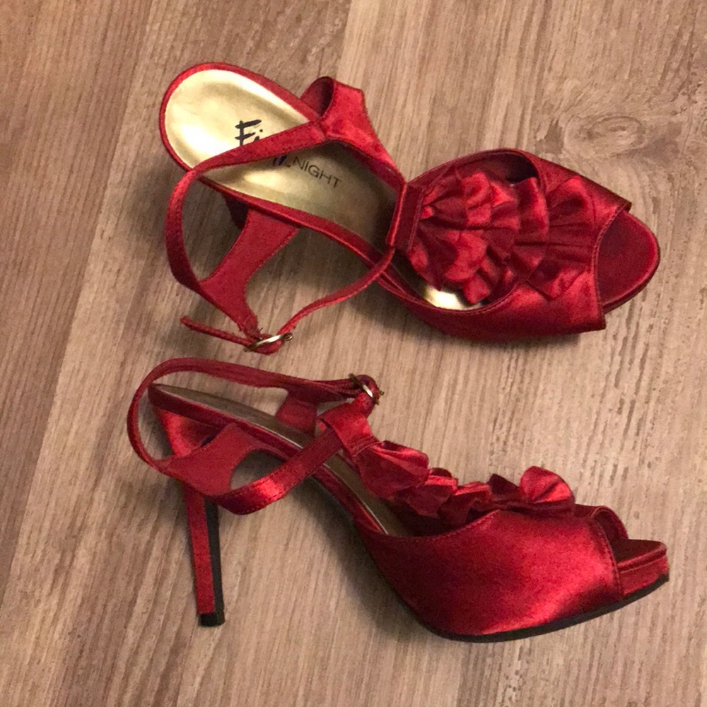 Fioni Night Red Satin Heels